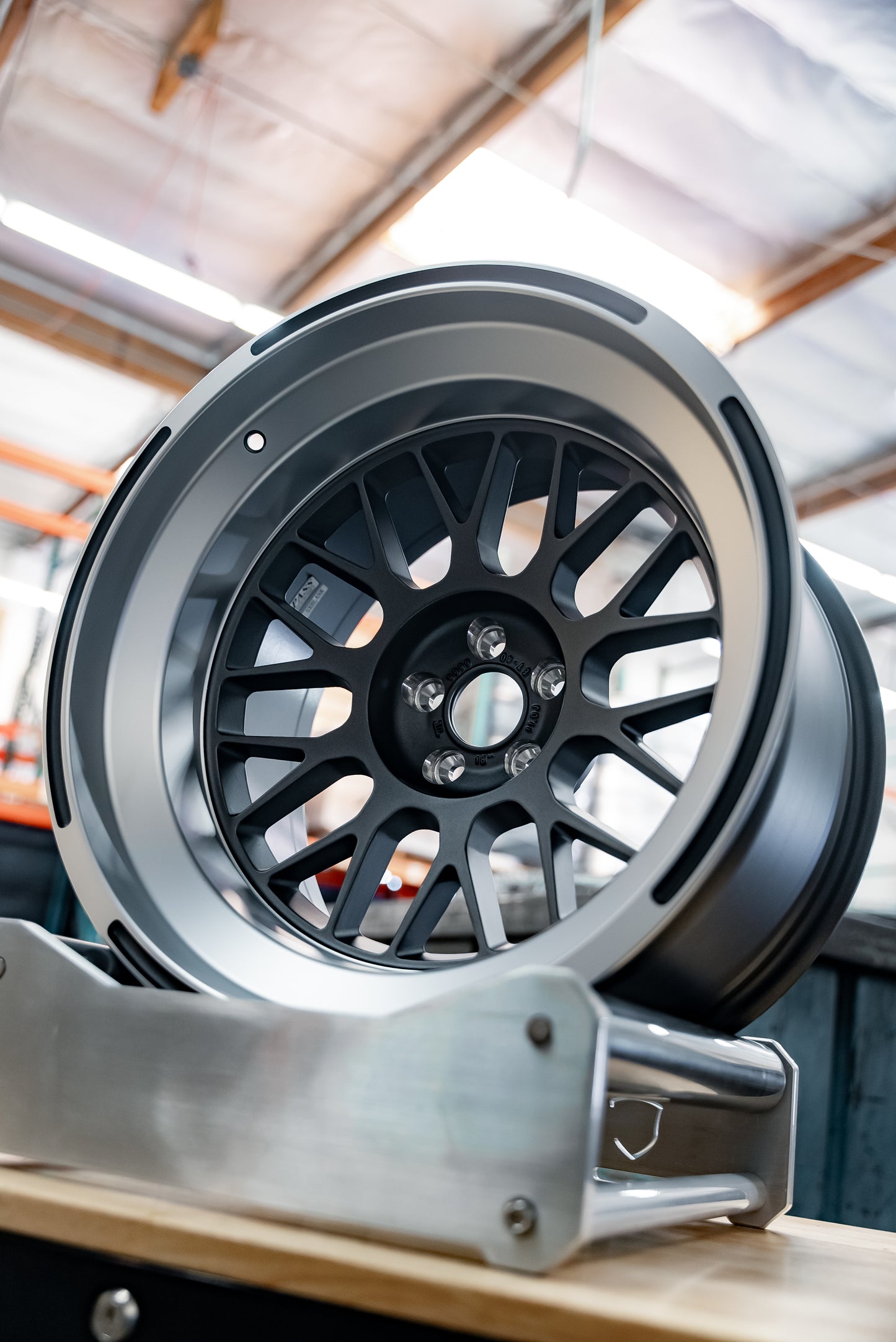 PANDEM RACING WHEEL 18inch 11J