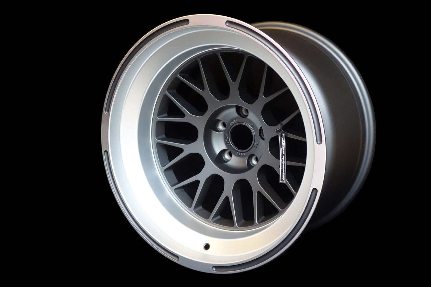PANDEM RACING WHEEL  18inch 11J